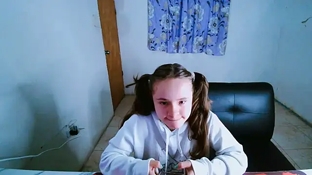 Snapshot of SweetRabbit29 chatting on 2, 7, 2026 SweetRabbit29 online show from 2, 7, 2026