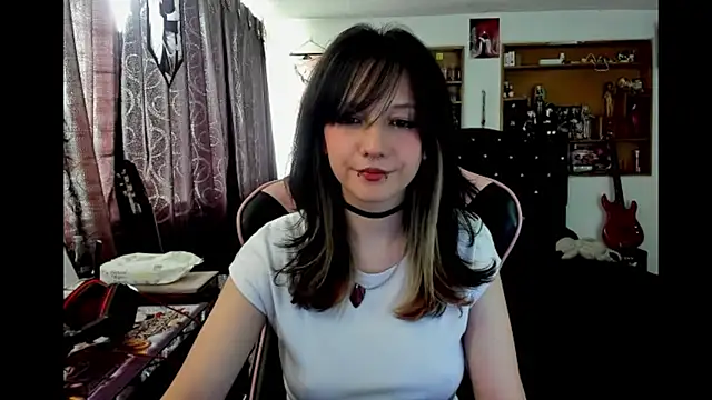 Maki Zein  online show from 4, 2, 2026