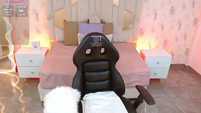 Snapshot of MARIANA_TAY1 chatting on 25, 10, 2025 MARIANA TAY1 online show from 25, 10, 2025