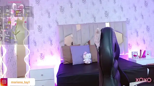 Snapshot of MARIANA_TAY1 chatting on 18, 11, 2025 MARIANA TAY1 online show from 18, 11, 2025