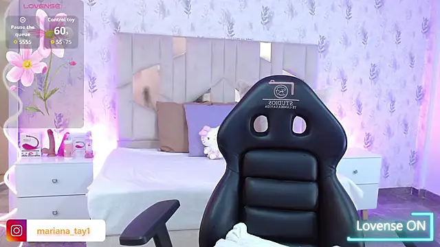 Snapshot of MARIANA_TAY1 chatting on 26, 11, 2025 MARIANA TAY1 online show from 26, 11, 2025