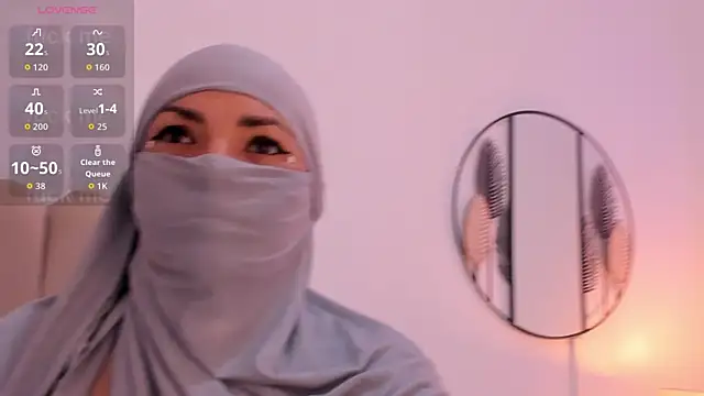 Snapshot of _naylaa_ chatting on 25, 11, 2025 naylaa online show from 25, 11, 2025