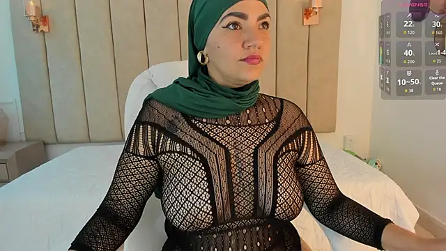  naylaa  online show from 23, 12, 2025