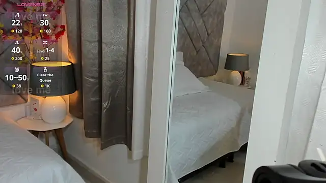 Snapshot of _naylaa_ chatting on 15, 4, 2026 naylaa online show from 15, 4, 2026