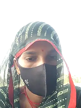 Snapshot of Pooja_suhani chatting on 15, 10, 2025 Pooja suhani online show from 15, 10, 2025