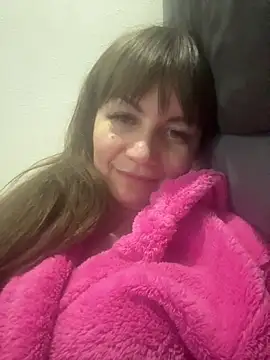 Snapshot of Butterfly8385 chatting on 9, 5, 2026 Butterfly8385 online show from 9, 5, 2026