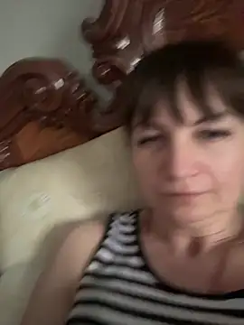 Snapshot of Butterfly8385 chatting on 11, 5, 2026 Butterfly8385 online show from 11, 5, 2026