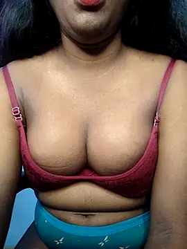 Snapshot of Lovely_Payal chatting on 21, 10, 2025 Lovely Payal online show from 21, 10, 2025
