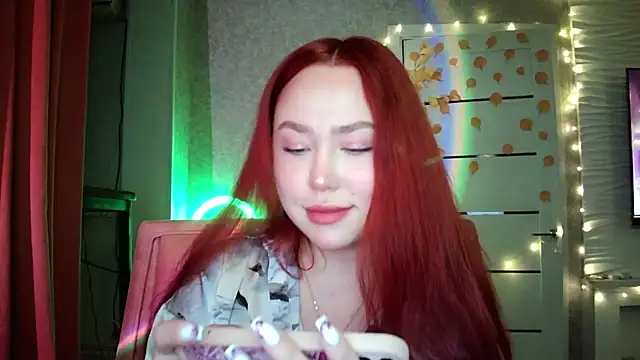 LolaMint  online show from 24, 10, 2025