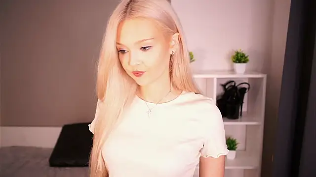 KaryTasch online show from 21, 10, 2025