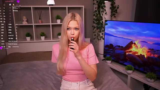 KaryTasch online show from 2, 11, 2025