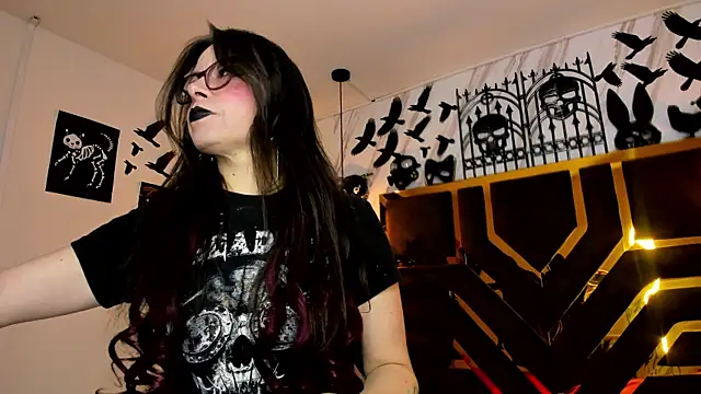 Evangelinejoness  online show from 10, 11, 2025