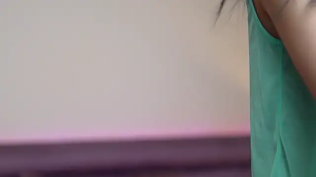 Snapshot of JoelleApril chatting on 4, 2, 2026 JoelleApril online show from 4, 2, 2026