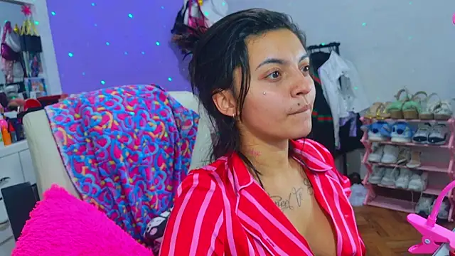 Liisaa Kiss online show from 10, 2, 2026