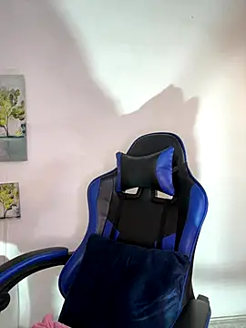 Snapshot of Adeline_1 chatting on 31, 10, 2025 Adeline 1 online show from 31, 10, 2025