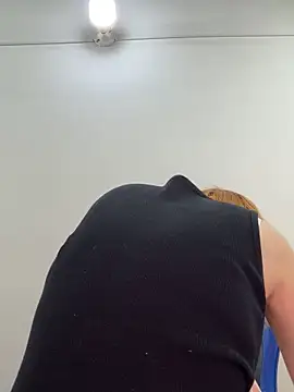 Snapshot of Adeline_1 chatting on 27, 11, 2025 Adeline 1 online show from 27, 11, 2025