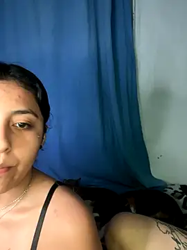 Snapshot of Die-lunara chatting on 12, 10, 2025 Die-lunara online show from 12, 10, 2025