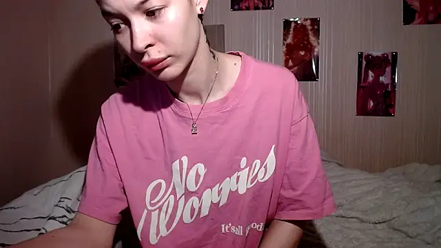 Daphne Darkthorn online show from 10, 4, 2026