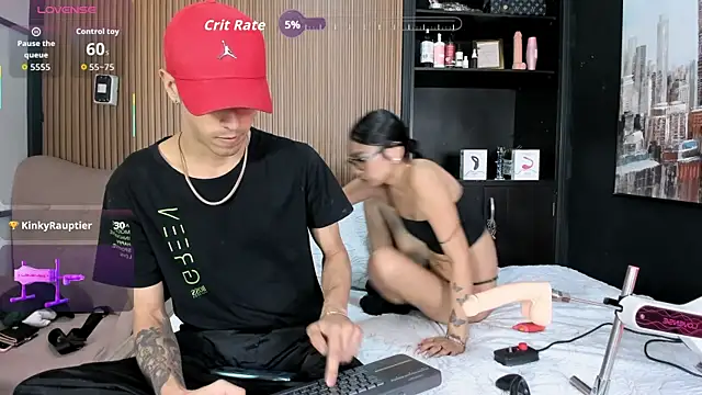 DerryAndIzzy online show from 24, 11, 2025