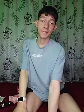 Snapshot of heyy_noah11 chatting on 21, 11, 2025 heyy noah11 online show from 21, 11, 2025