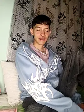 Snapshot of heyy_noah11 chatting on 28, 11, 2025 heyy noah11 online show from 28, 11, 2025