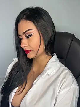 Snapshot of _Isabella_1 chatting on 17, 11, 2025 Isabella 1 online show from 17, 11, 2025