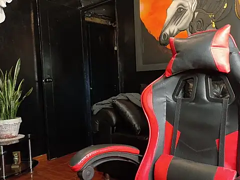 Molotov Explosive online show from 2, 2, 2026