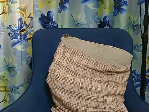 Snapshot of hii_tanisha chatting on 27, 10, 2025 hii tanisha online show from 27, 10, 2025