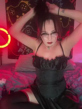 Snapshot of MiniMonroe chatting on 30, 10, 2025 MiniMonroe online show from 30, 10, 2025