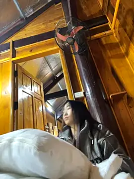 Snapshot of Maymay__ chatting on 25, 11, 2025 Maymay online show from 25, 11, 2025