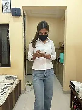 Snapshot of deepikaa_aroraa chatting on 27, 2, 2026 deepikaa aroraa online show from 27, 2, 2026