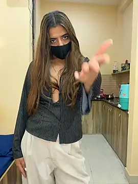 Snapshot of deepikaa_aroraa chatting on 7, 3, 2026 deepikaa aroraa online show from 7, 3, 2026