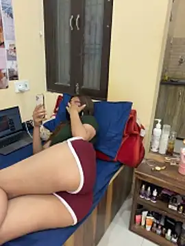 Snapshot of deepikaa_aroraa chatting on 12, 3, 2026 deepikaa aroraa online show from 12, 3, 2026