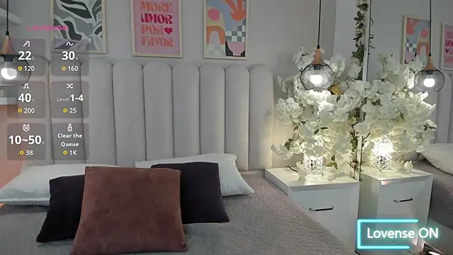 Snapshot of Isabella__gonzalez_ chatting on 7, 11, 2025 Isabella gonzalez online show from 7, 11, 2025