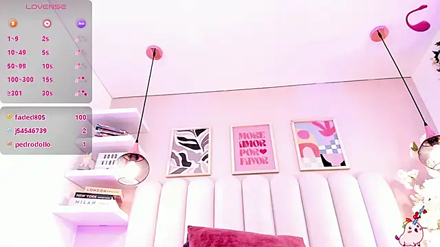 Snapshot of Isabella__gonzalez_ chatting on 19, 11, 2025 Isabella gonzalez online show from 19, 11, 2025