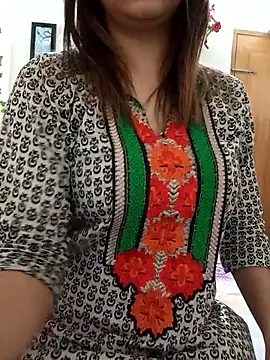 Tanha18 online show from 19, 5, 2026