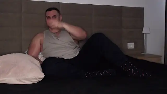 Snapshot of BriannSmith chatting on 2, 3, 2026 BriannSmith online show from 2, 3, 2026