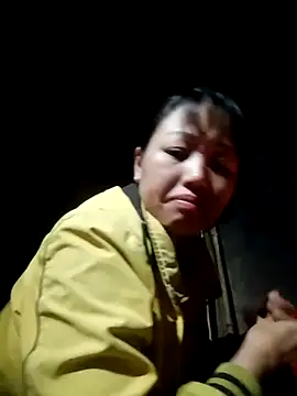 Snapshot of Yanmey chatting on 25, 11, 2025 Yanmey online show from 25, 11, 2025