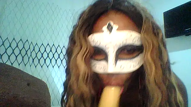 Snapshot of wchocolate chatting on 19, 10, 2025 wchocolate online show from 19, 10, 2025