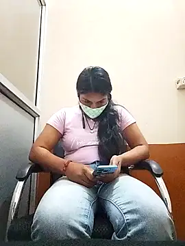 Snapshot of PG_girl_12th chatting on 13, 10, 2025 PG girl 12th online show from 13, 10, 2025