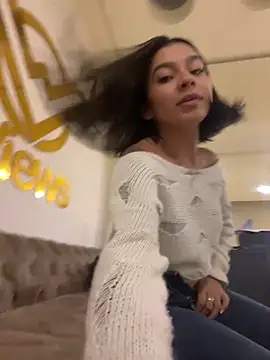 AlyssaRay online show from 3, 2, 2026