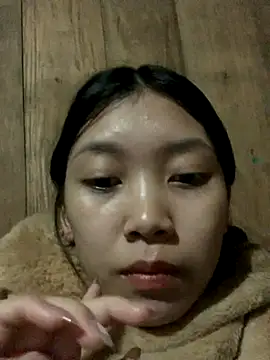 Snapshot of linh-lan1 chatting on 18, 11, 2025 linh-lan1 online show from 18, 11, 2025