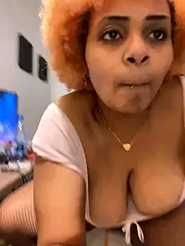 Snapshot of MaRiaSpYce chatting on 27, 10, 2025 MaRiaSpYce online show from 27, 10, 2025