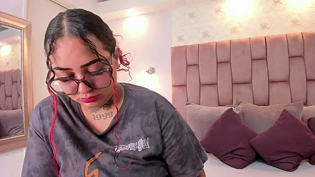 atennea diiossa online show from 16, 12, 2025