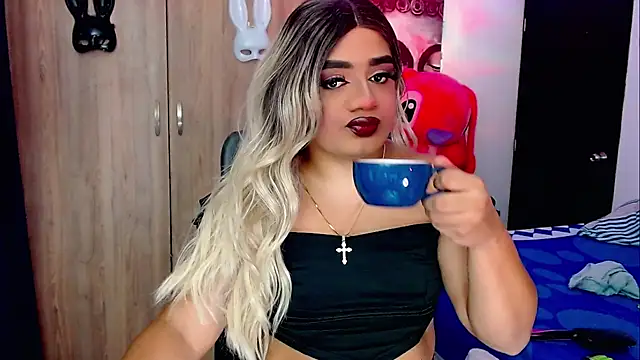 Sofiabigcock22 online show from 27, 10, 2025