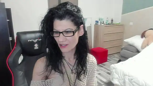 SweetSin40 online show from 26, 3, 2026