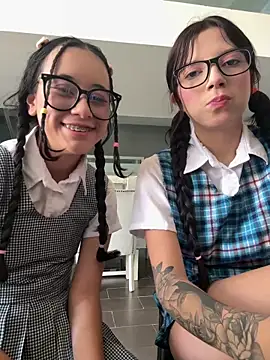 Snapshot of l0lita_sweet chatting on 16, 1, 2026 l0lita sweet online show from 16, 1, 2026