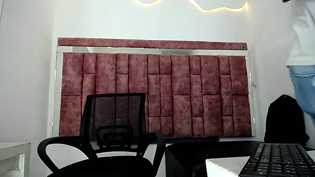 Mick storm online show from 8, 3, 2026