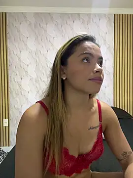 Snapshot of safadinhaquenteW chatting on 4, 3, 2026 safadinhaquenteW online show from 4, 3, 2026