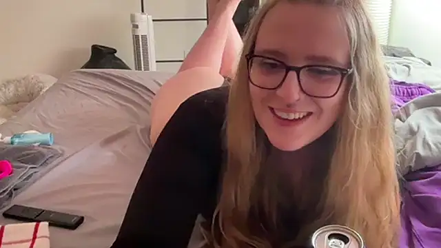 Snapshot of Pattyworld69 chatting on 12, 10, 2025 Pattyworld69 online show from 12, 10, 2025